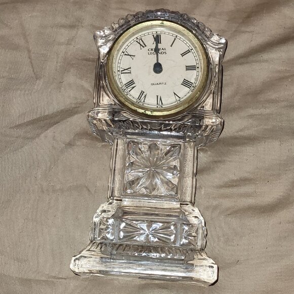 Crystal Legends Clock - Picture 1 of 4